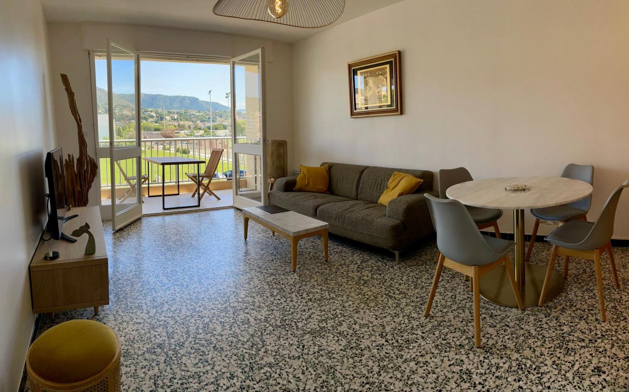 Appartement T3 A 300m Avec Piscine Tennis Le Lavandou